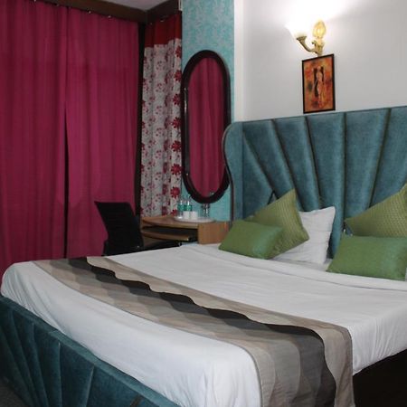Awasthi Kozi Stays B&B - Closest To Vfs Neu-Delhi Exterior foto
