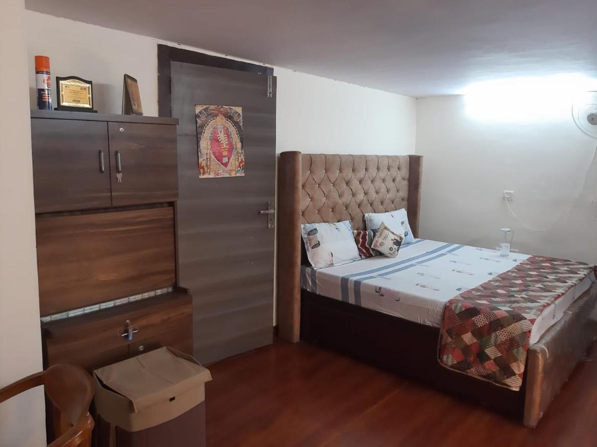 Awasthi Kozi Stays B&B - Closest To Vfs Neu-Delhi Exterior foto